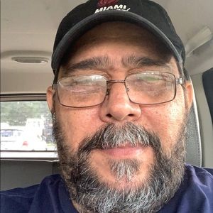 Meet your Posher, Raul